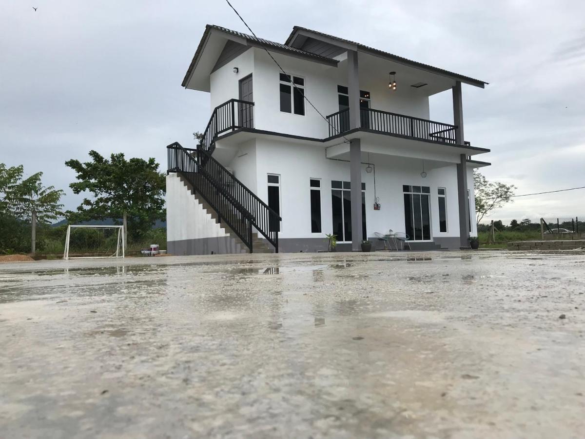 Rumah Sawah Homestay Pasir Puteh Eksteriør billede